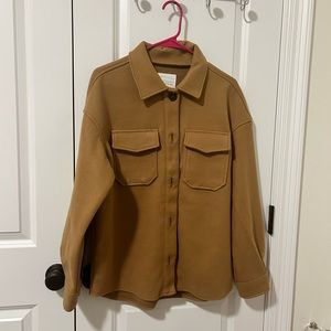 brown thick jacket for the winter
